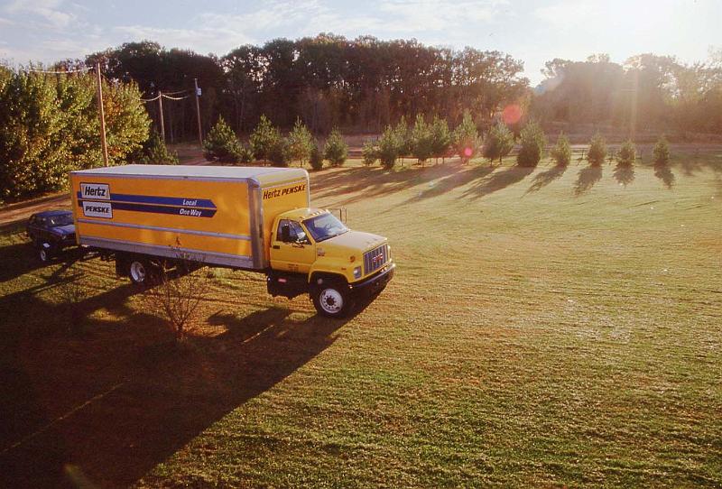 WT 0013 - Before - Rental Truck at Isanti MN Oct 1990.jpg